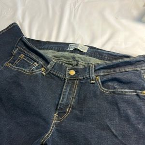 Signature levi jeans